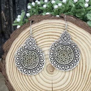 ANTIQUE SILVERY/GOLDEN HOLLOW EARRINGS